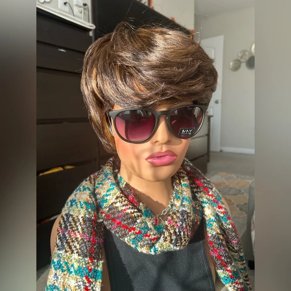 ✨Like NEW Kanekalon Honey Cheztnut blonde Brown Pixie bob Wig
